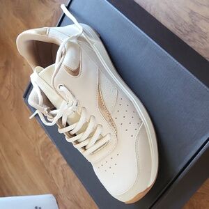 Vionic womens tennis shoes